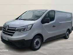 Gris Utilisé 2024 Renault Trafic Van | 29 799 € (Prix juste)