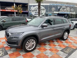 Gris Utilisé 2024 Skoda Kodiaq Ambition SUV | 34 970 € (Bon prix)