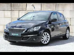 Noir Utilisé 2016 Peugeot 308 Style Berline | 9 995 € (Prix assez cher)