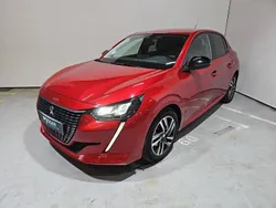 Rouge Utilisé 2023 Peugeot 208 Style Citadine | 14 990 € (Prix juste)