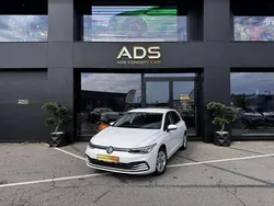 Blanc Utilisé 2020 VW Golf VIII Life Berline | 20 502 € (Prix juste)