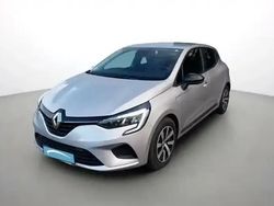 Gris platine Occasion 2023 Renault Clio V Berline | 14 860 € (Prix juste)