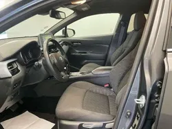 Utilisé 2021 Toyota C-HR Edition SUV | 20 490 € (Prix juste)