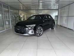 Noir mythic métallisé Utilisé 2025 Audi A3 e-tron Design Citadine | 44 990 €