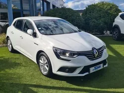 Utilisé 2017 Renault Mégane IV LIMITED Berline | 11 980 € (Prix juste)