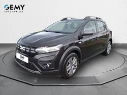 Noir Utilisé 2022 Dacia Sandero Expression Citadine | 14 790 € (Prix juste)
