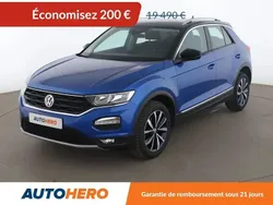 Bleu Utilisé 2018 VW T-Roc LOUNGE SUV | 17 690 € (Prix juste)