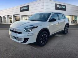 Ice white Occasion 2025 Fiat 600E Red SUV | 22 990 €