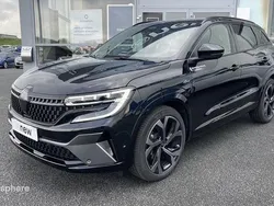 Noir Nouvelle 2024 Renault Austral Iconic SUV | 37 999 € (Prix juste)