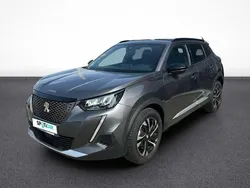 Gris Utilisé 2023 Peugeot 2008 Allure SUV | 17 390 € (Prix juste)