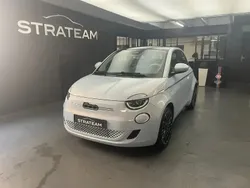 Bleu Utilisé 2022 Fiat 500e La Prima Citadine | 17 990 € (Prix juste)