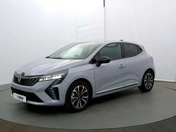 Gris Utilisé 2025 Renault Clio V Techno Citadine | 23 620 € (Prix cher)