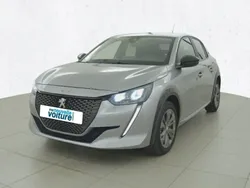 Gris Utilisé 2023 Peugeot e-208 Style Citadine | 17 790 € (Prix juste)