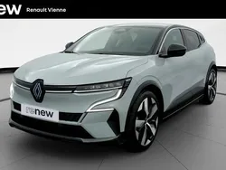 Gris Utilisé 2023 Renault Mégane Techno Berline | 27 799 € (Prix juste)