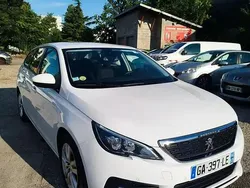 Blanc Utilisé 2021 Peugeot 308 Business-Line Berline | 8 990 € (Super prix)