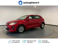 Rouge grenadine métallisé Utilisé 2021 Kia Rio Active Berline | 15 990 € (Prix juste)