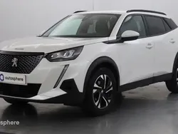 Blanc nacré (n) Utilisé 2021 Peugeot 2008 Allure SUV | 17 499 € (Prix juste)