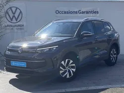 Gris Utilisé 2024 VW Tiguan Edition SUV | 37 890 € (Prix juste)