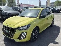 Jaune Utilisé 2024 Peugeot e-208 Allure Citadine | 27 489 €