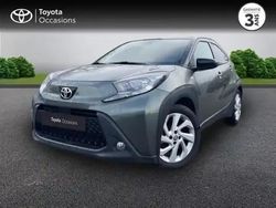 Biton vert cardamome métal/toit noir Occasion 2022 Toyota Aygo X Design SUV | 15 490 € (Prix juste)