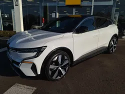 Blanc Utilisé 2023 Renault Mégane Techno Berline | 27 890 € (Prix juste)