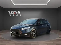 Noir Utilisé 2015 Ford Focus ST Berline | 17 970 € (Prix juste)