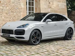 Gris Utilisé 2021 Porsche Cayenne SUV | 88 900 € (Prix cher)