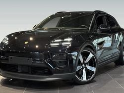 Noir Utilisé 2025 Porsche Macan SUV | 87 840 €