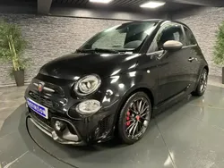 Noir Utilisé 2022 Abarth 695 Citadine | 24 990 € (Prix juste)