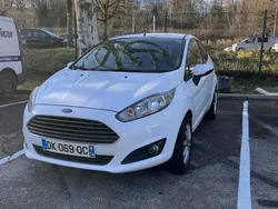 Blanc Utilisé 2014 Ford Fiesta Trend Citadine | 5 900 € (Prix juste)