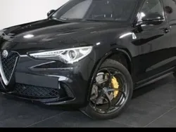 Noir Utilisé 2019 Alfa Romeo Stelvio Quadrifoglio SUV | 52 980 € (Prix juste)