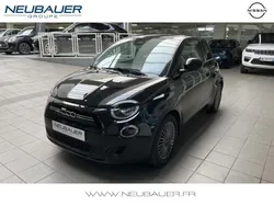 Onyx black pastel Utilisé 2021 Fiat 500e Berline | 18 970 € (Prix assez cher)