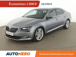 Gris Utilisé 2015 Skoda Superb Style Berline | 17 090 € (Prix juste)