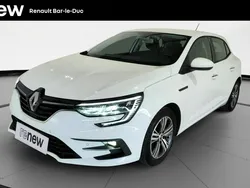 Blanc Utilisé 2023 Renault Mégane IV Evolution Berline | 14 889 € (Prix juste)