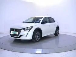 Blanc Utilisé 2022 Peugeot e-208 Style Citadine | 15 990 € (Prix juste)