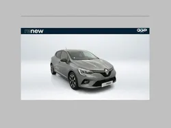 Gris Utilisé 2023 Renault Clio V Evolution Citadine | 15 389 € (Prix juste)