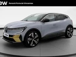 Gris Utilisé 2022 Renault Mégane Iconic Berline | 23 990 € (Prix juste)