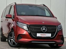 Rouge Occasion 2024 Mercedes 300 Avantgarde Break | 82 999 €