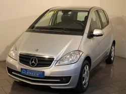 Gris Utilisé 2010 Mercedes A180 Classic Berline | 8 990 € (Prix cher)