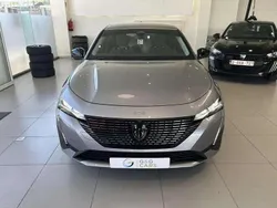 Gris Utilisé 2022 Peugeot 308 Allure Berline | 20 990 € (Prix assez cher)