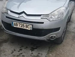 Utilisé 2009 Citroën C-Crosser SUV | 1 900 €