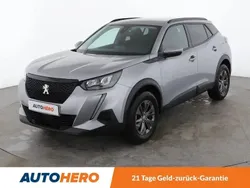 Gris Utilisé 2021 Peugeot 2008 Style SUV | 16 090 € (Bon prix)