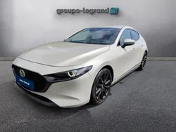 Othercolor Utilisé 2024 Mazda 3 Exclusive-Line Berline | 31 490 € (Prix juste)