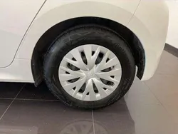 Utilisé 2022 Toyota Yaris Hybrid Business Edition Berline | 18 990 € (Prix juste)