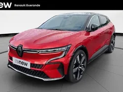 Rouge Utilisé 2022 Renault Mégane Techno Berline | 22 990 € (Prix juste)