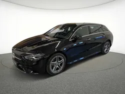 Noir Utilisé 2023 Mercedes CLA200 Shooting Brake AMG line Break | 36 890 € (Prix juste)