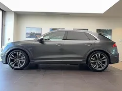 Gris daytona nacré Utilisé 2020 Audi SQ8 Sport SUV | 64 990 € (Bon prix)
