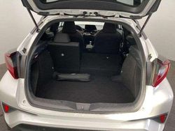Utilisé 2024 Toyota C-HR Design SUV | 24 990 € (Prix juste)