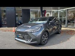 Utilisé 2025 Toyota C-HR Design SUV | 33 990 € (Prix cher)