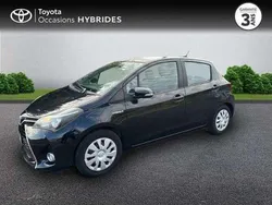Utilisé 2017 Toyota Yaris Hybrid Berline | 13 990 € (Prix juste)